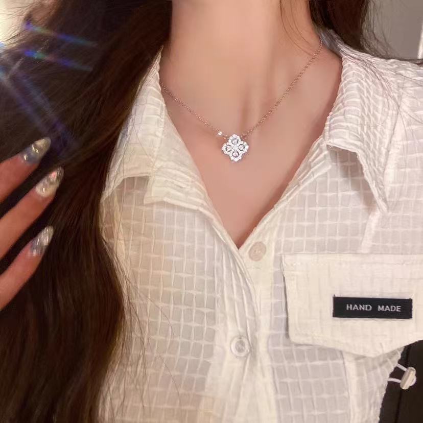 S925 sterling silver flash diamond four-leaf clover necklace earrings set