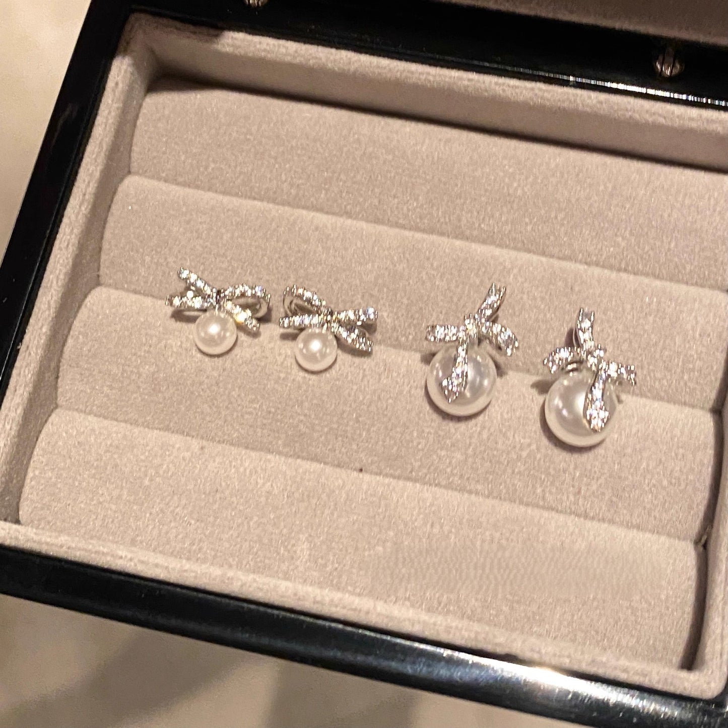 925 silver needle Pearl bow earrings inlaid with zircon