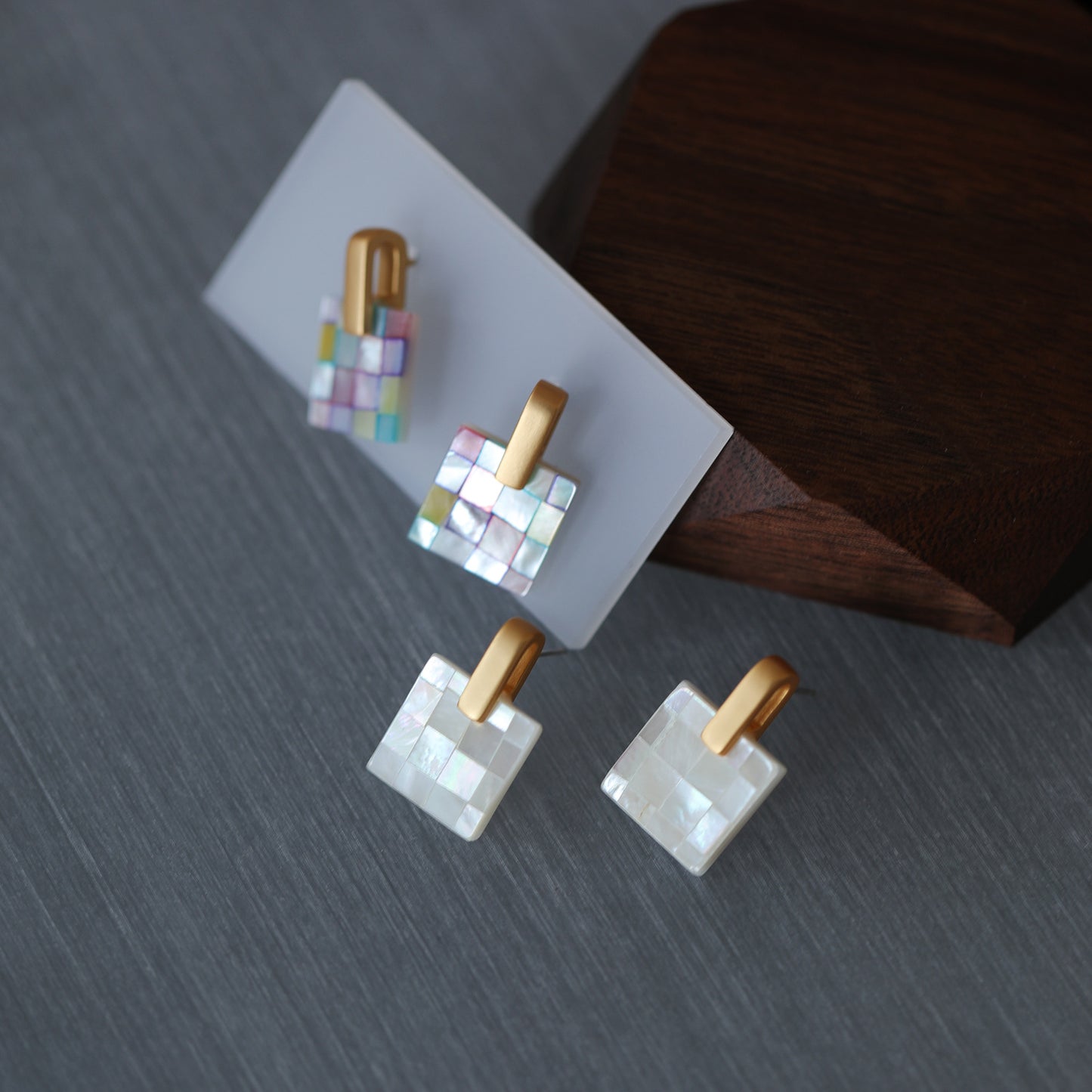 S925 silver needle high-quality stitching white shell necklace earrings set