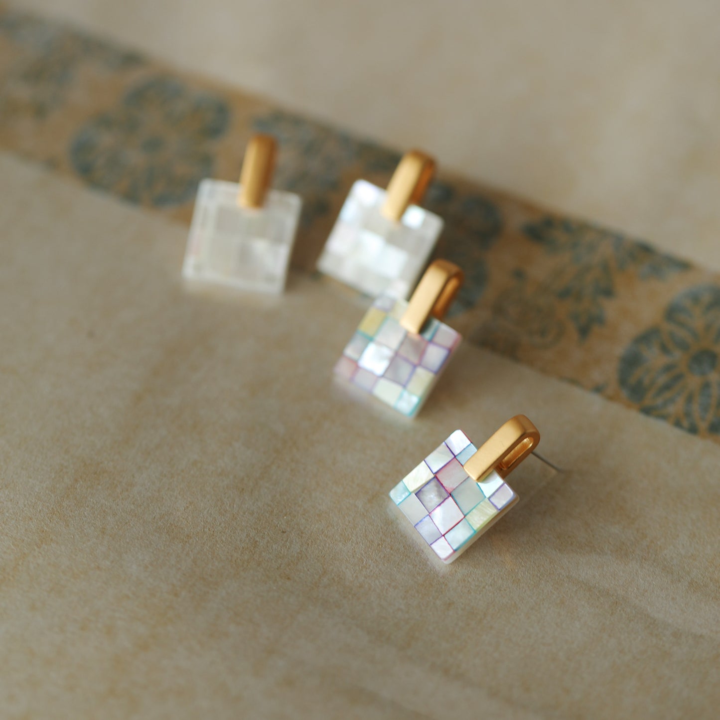 S925 silver needle high-quality stitching white shell necklace earrings set