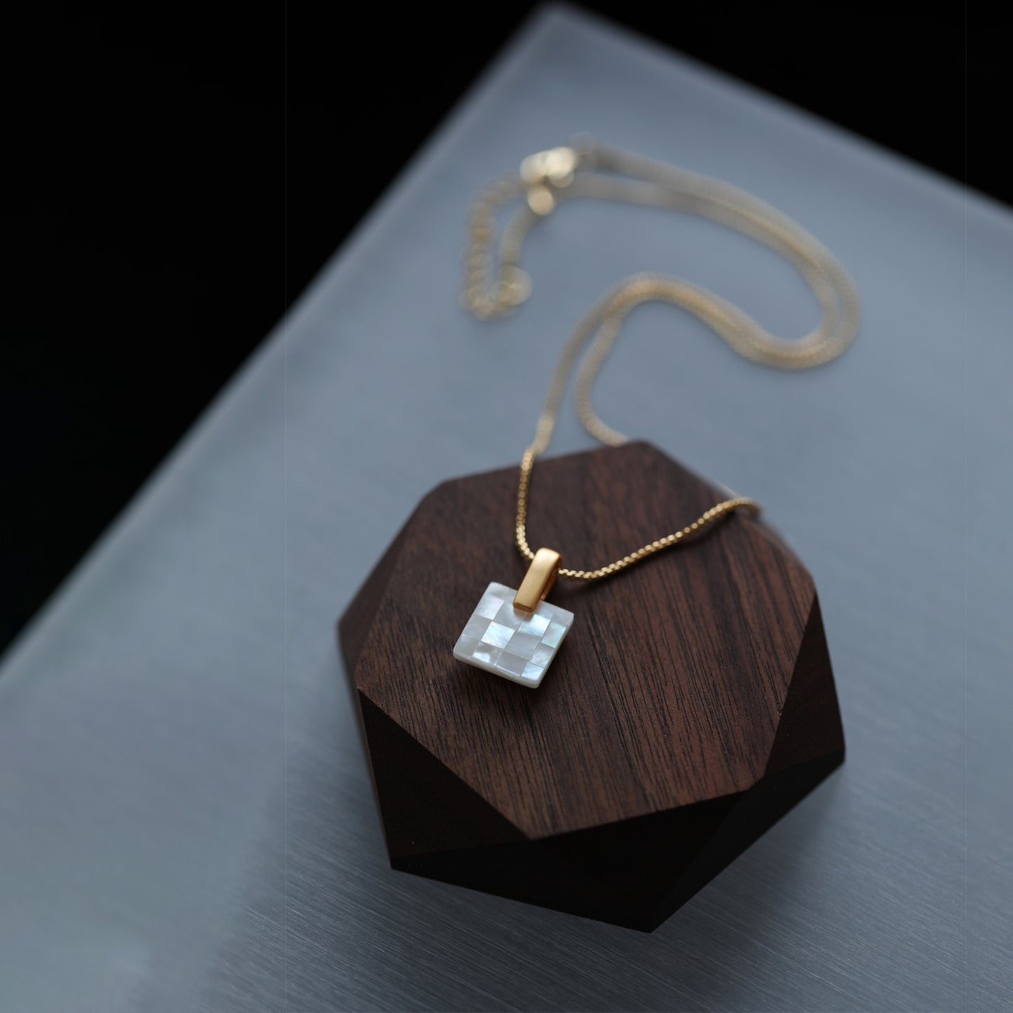 S925 silver needle high-quality stitching white shell necklace earrings set