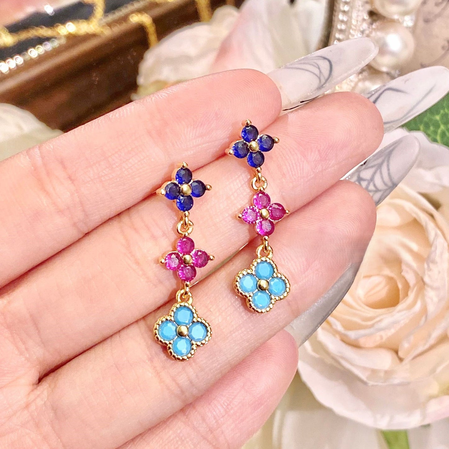 Colorful four-leaf clover studded necklace earrings bracelet