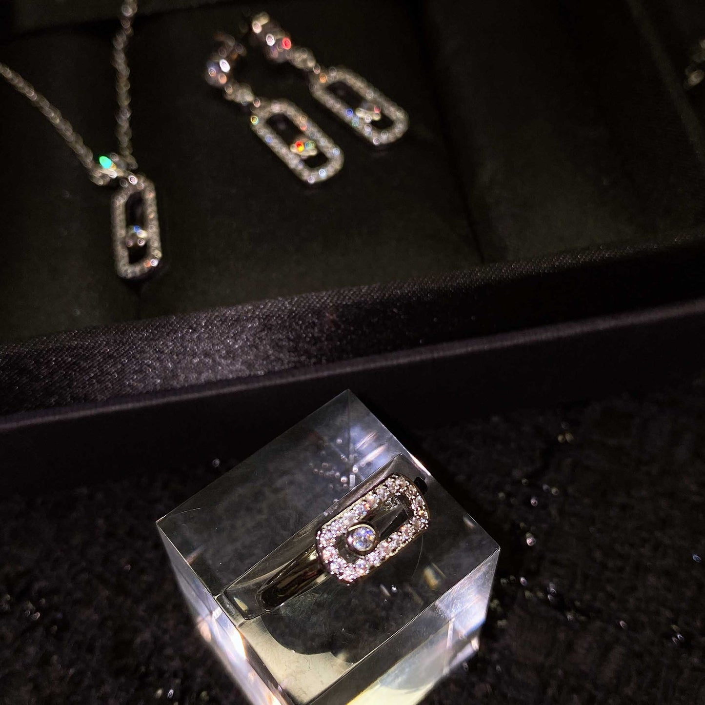 Full rhinestone pin necklace bracelet ring pendant earrings