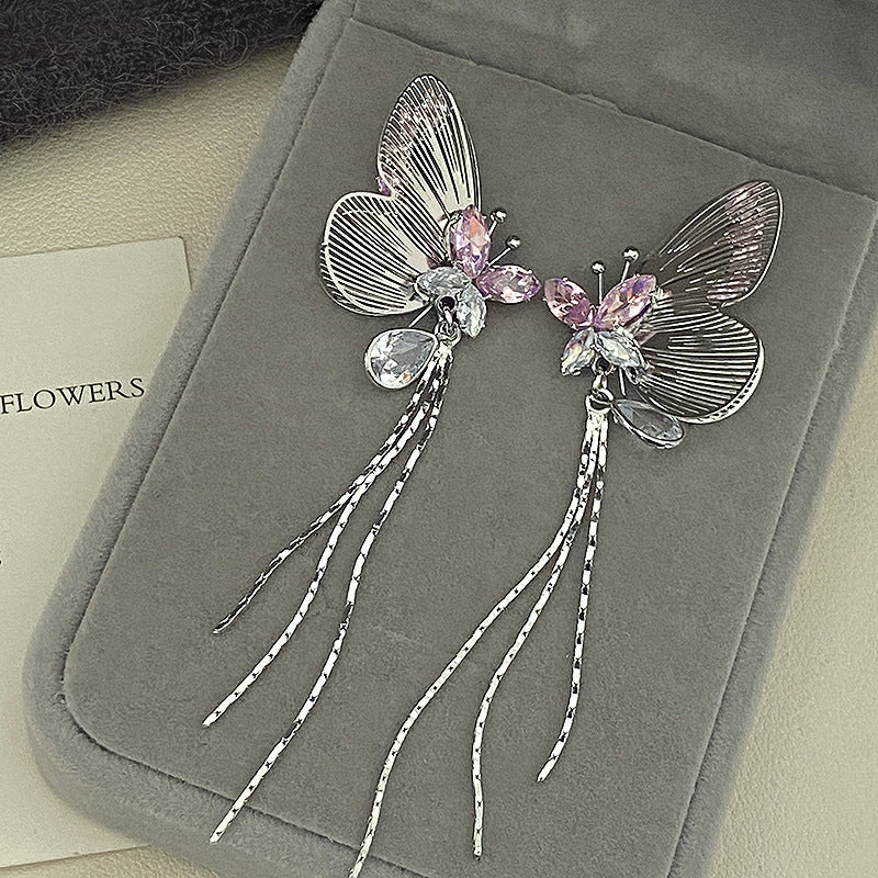 High color-preserving tassels and three-dimensional wings butterfly earrings