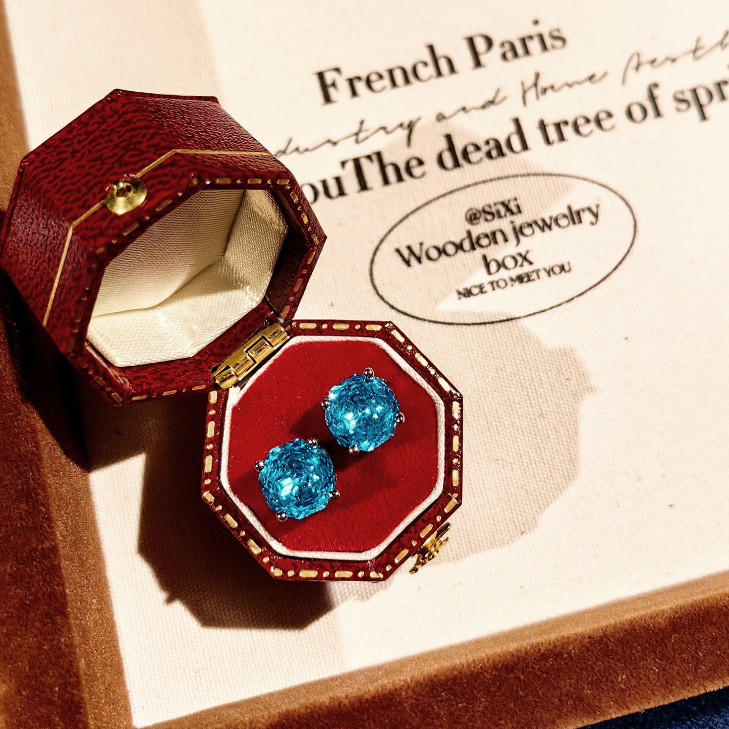 Roses inlaid with high carbon diamond colorful diamond necklace earrings ring set