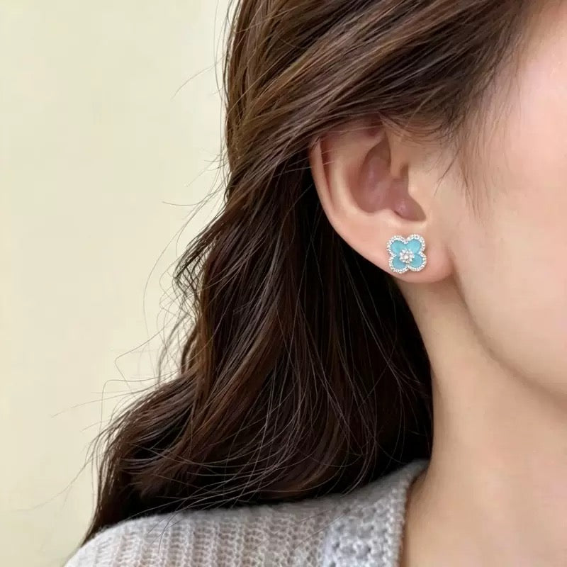 Sky Blue Four-Leaf Clover Jewelry Set