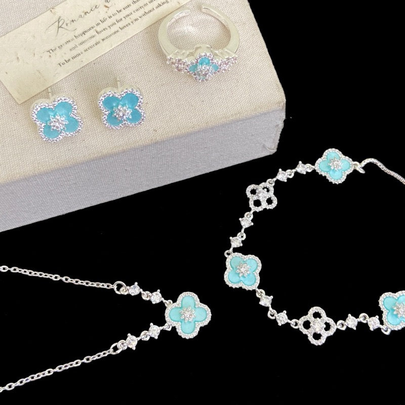 Sky Blue Four-Leaf Clover Jewelry Set