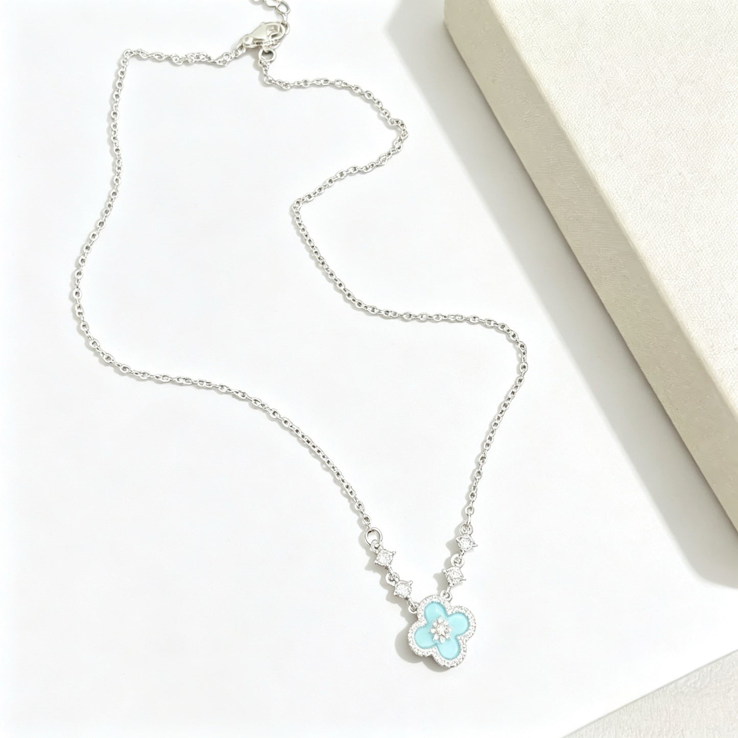 Sky Blue Four-Leaf Clover Jewelry Set