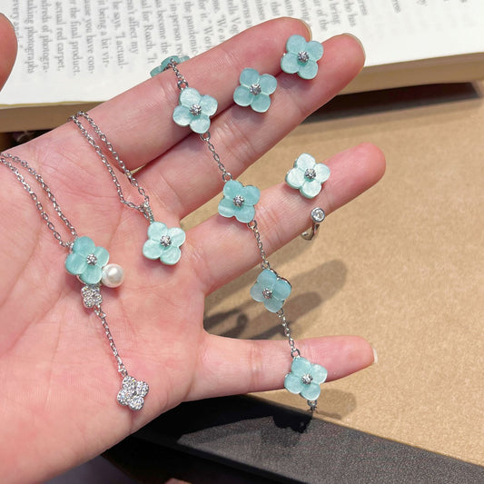 Lime‑Ice Four‑Leaf‑Clover Jewelry Set, Necklace, Bracelet, Ring & Earrings