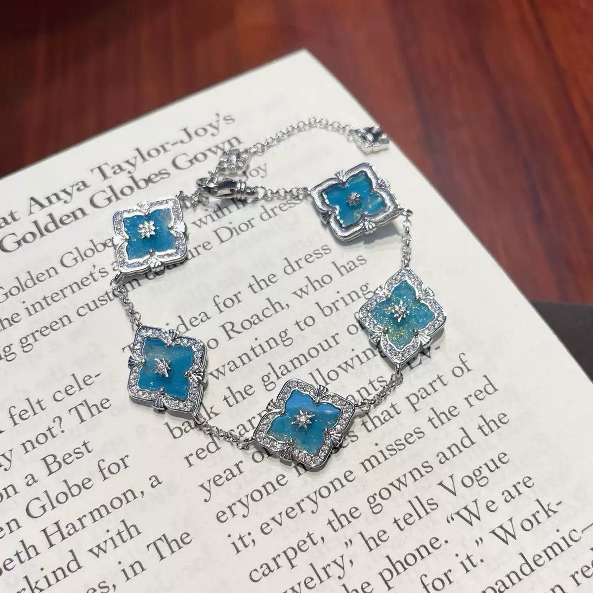 Limited‑Edition Monet Oil‑Painting Four‑Leaf‑Clover Jewelry Set, Bracelet, Necklace, Earrings & Ring