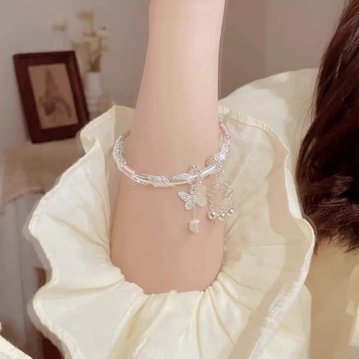 999 solid sterling silver butterfly cloud motif bracelet