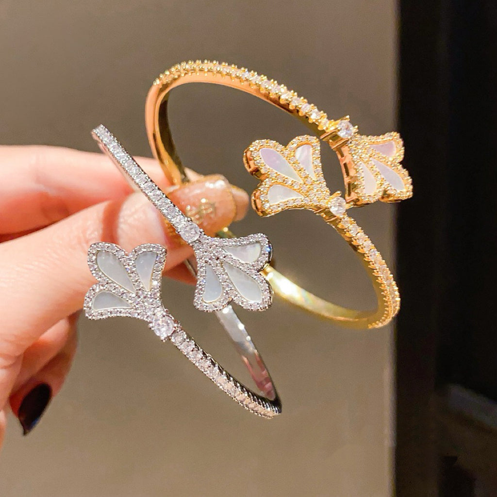 18K Gold Plated Zircon Mother-of-Pearl Iris Open Bracelet and Ring Set