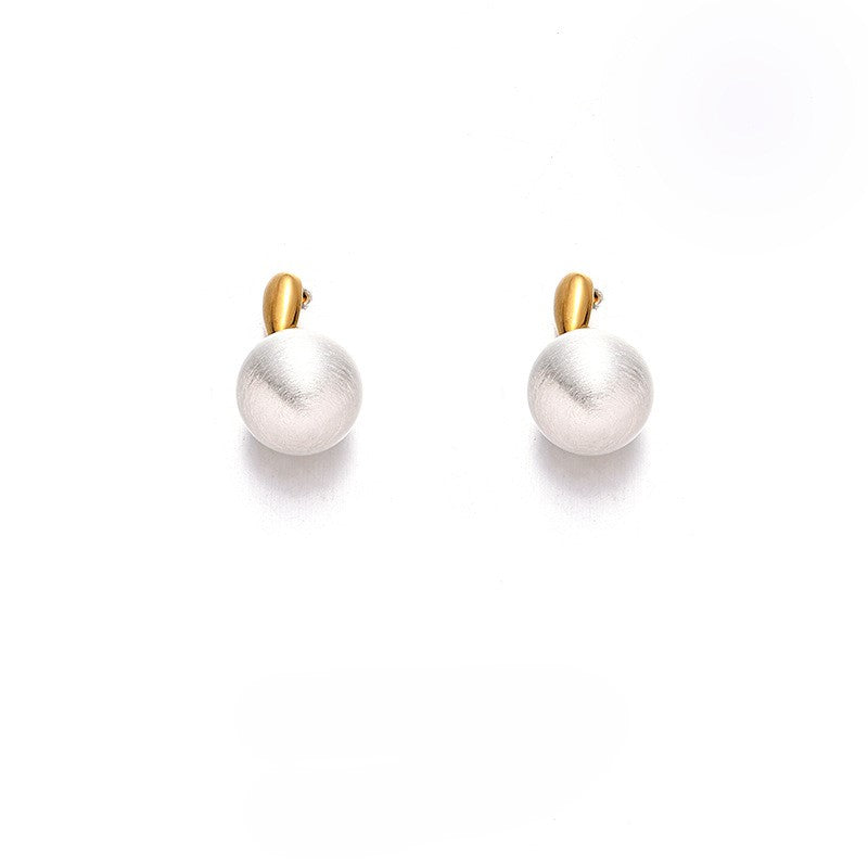 ダブルラブゴールドワイヤードローイングハート型ボールイヤリング