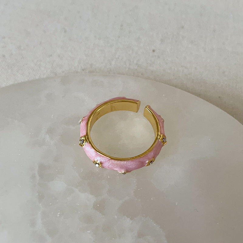 Dropping butterfly flower opening ring