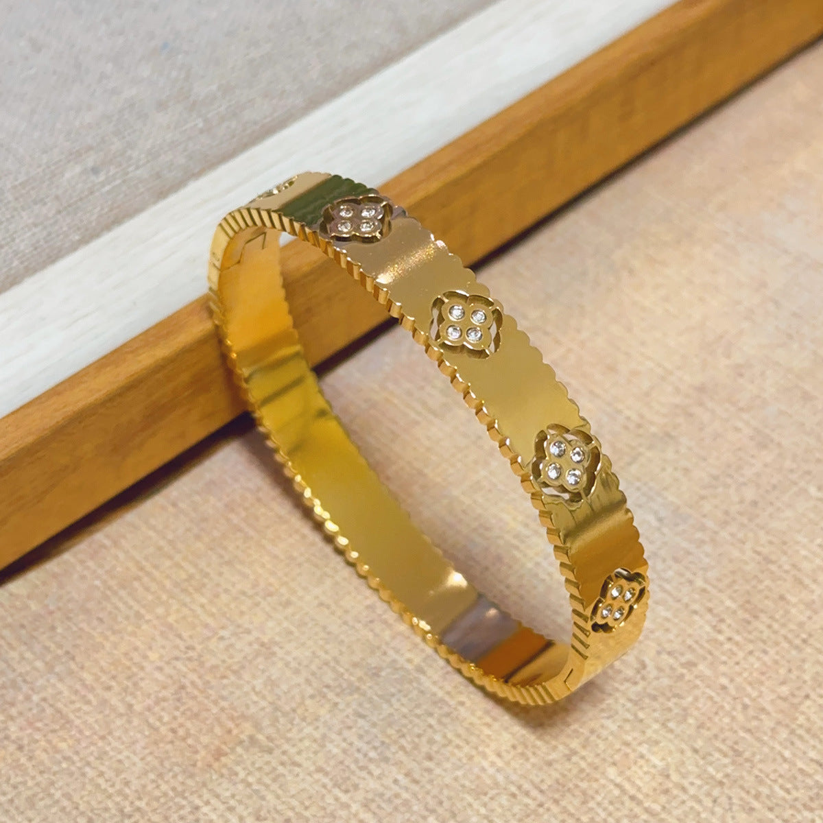 titanium steel bracelet non-fading