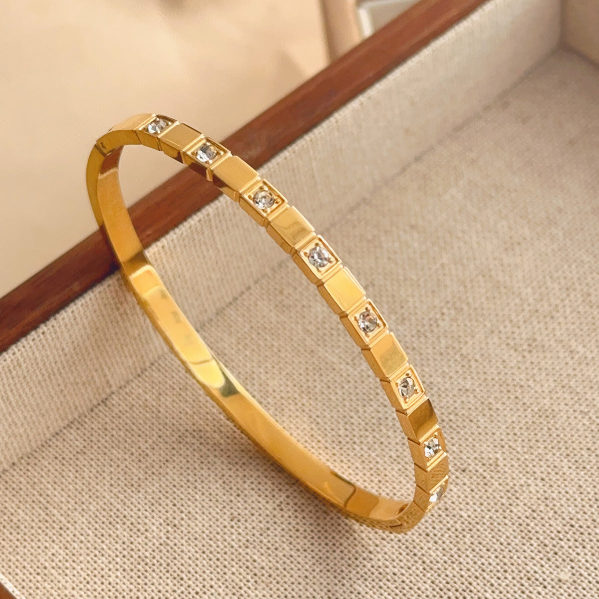 titanium steel bracelet non-fading