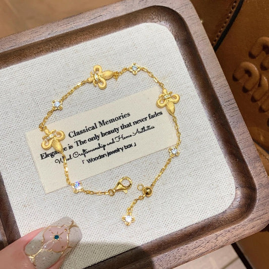 Brushed Iris Flower Diamond Bracelet