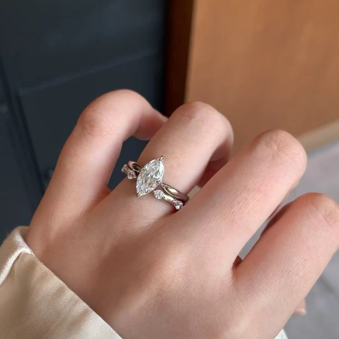 925 Sterling Silver High-Quality Rhinestone Marquise Ring