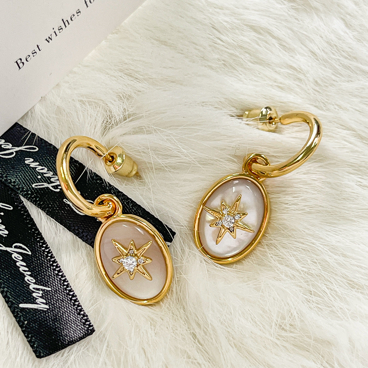 ベリーエイトスターイヤーネイルピアス