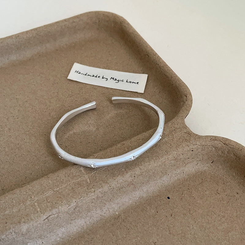 سوار نجمة الزركون