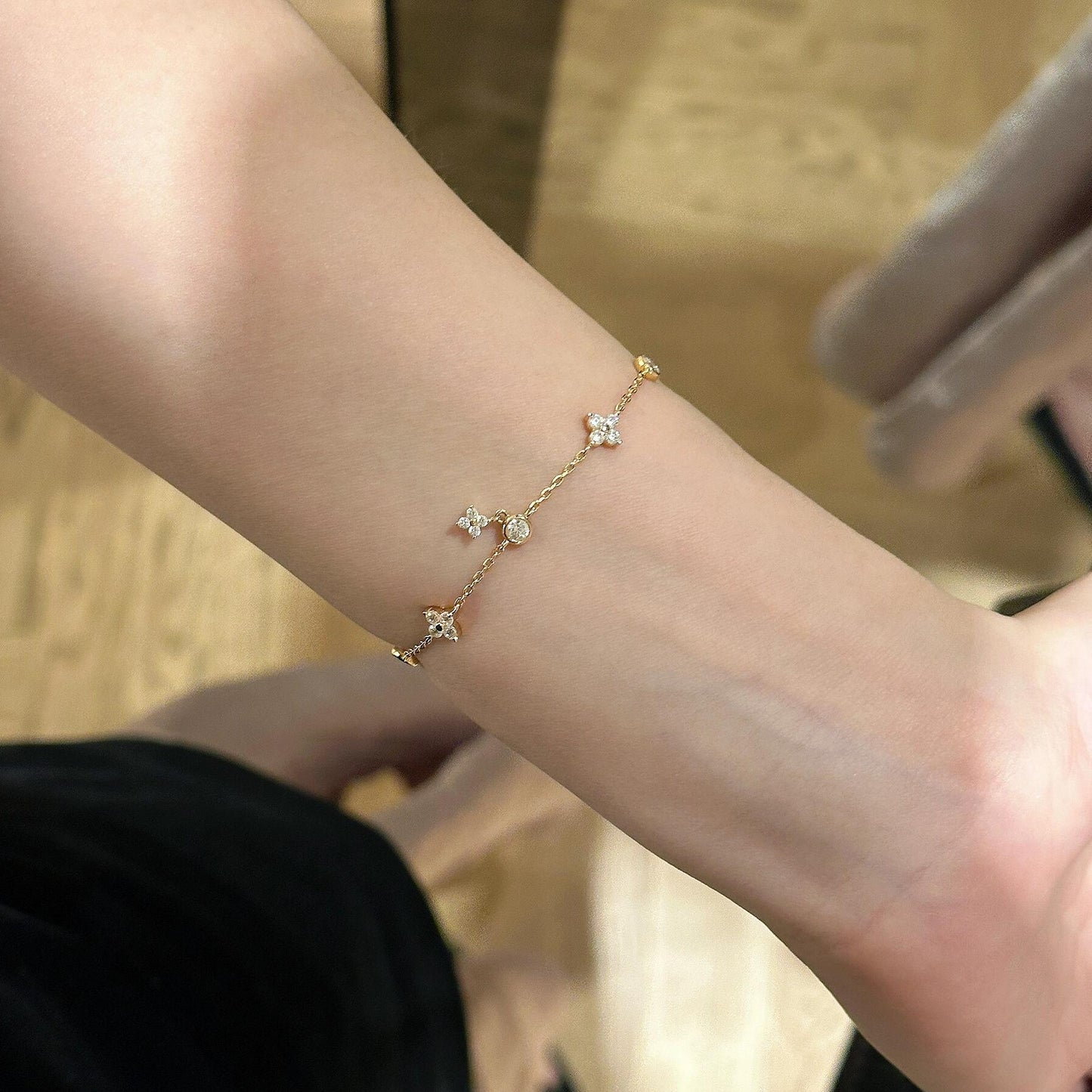 四つ葉のクローバータッセルジルコンS925スターリングシルバーブレスレット