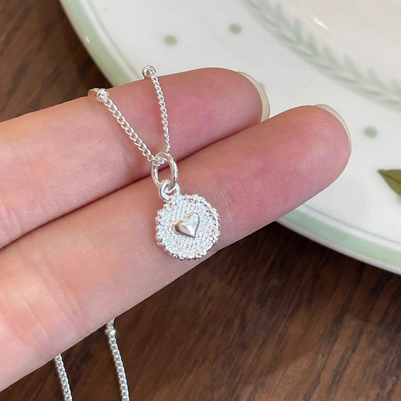 s925 sterling silver small round heart necklace