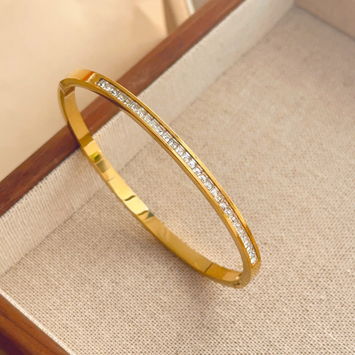 titanium steel bracelet non-fading