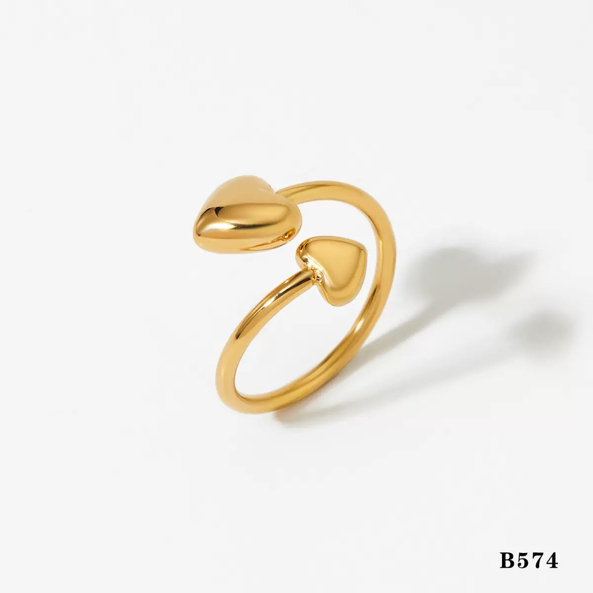 PVD真空炉でステンレス鋼リングに金めっきを施す