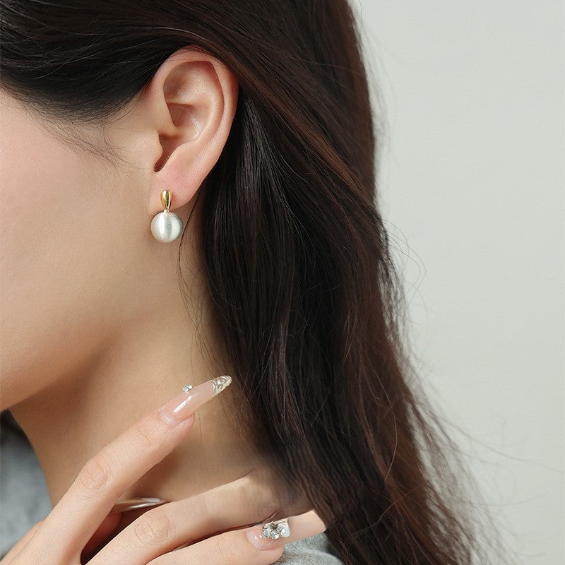 ダブルラブゴールドワイヤードローイングハート型ボールイヤリング